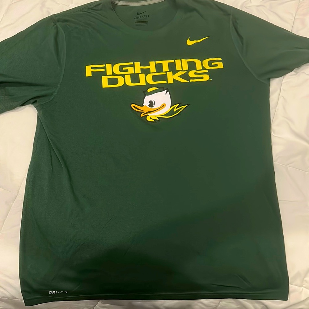 NCAA Oregon ducks mike dri fit mint!!